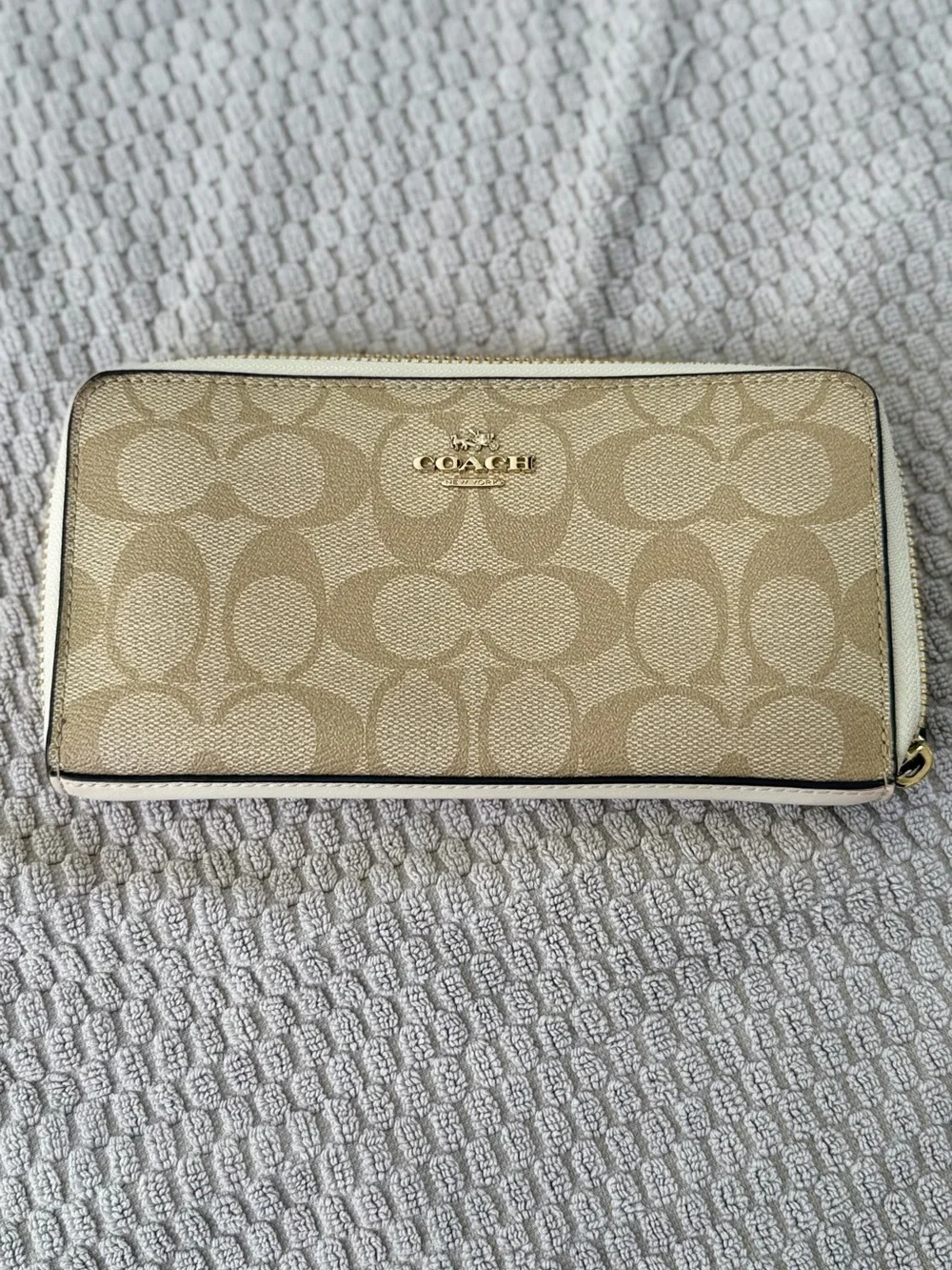 Tablet Accessory Identification